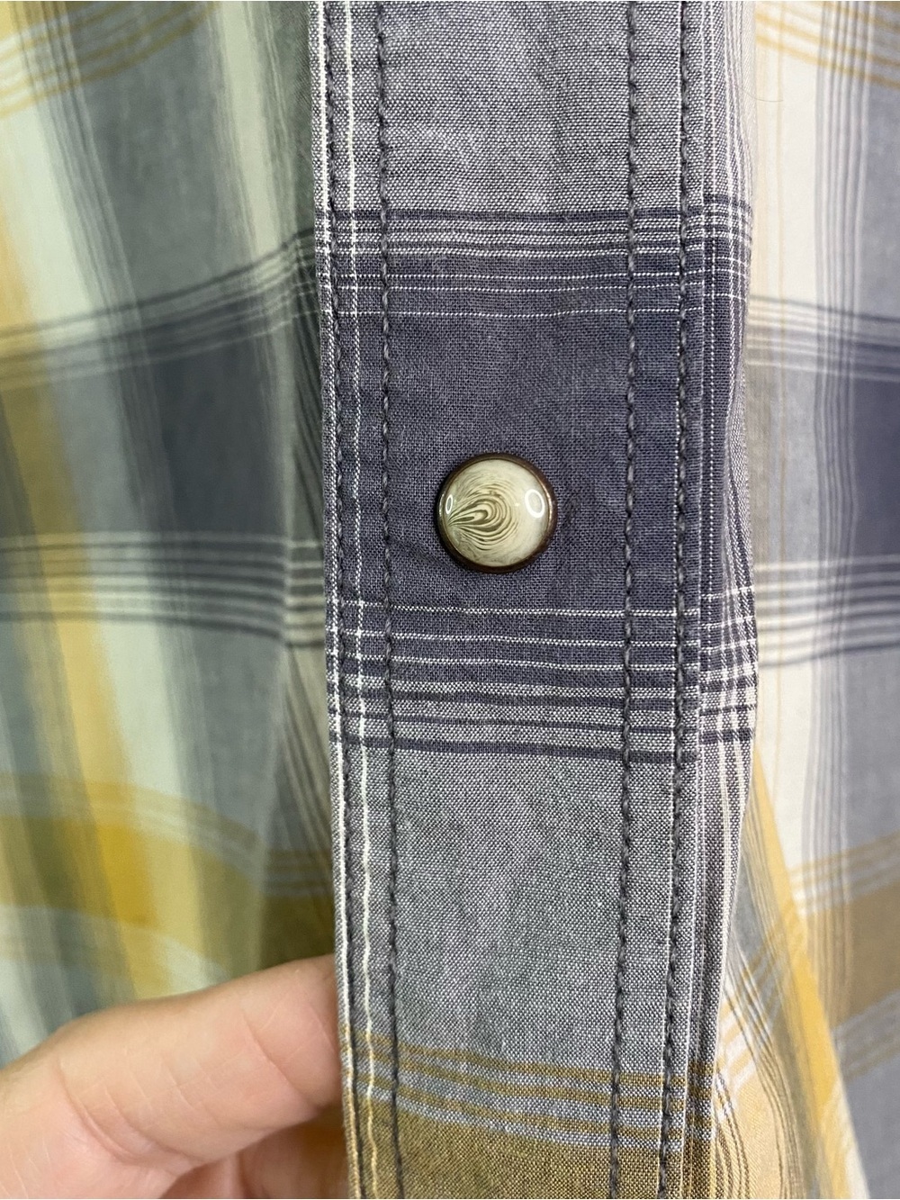 Carhartt Men's Relaxed Fit Short Sleeve Plaid Pearl Snap Pocket Shirt 2XL - Picture 5 of 9